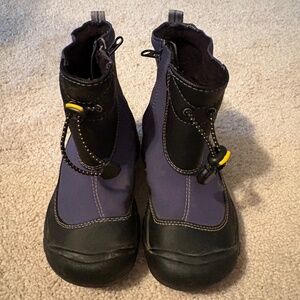 KEEN kids waterproof boots